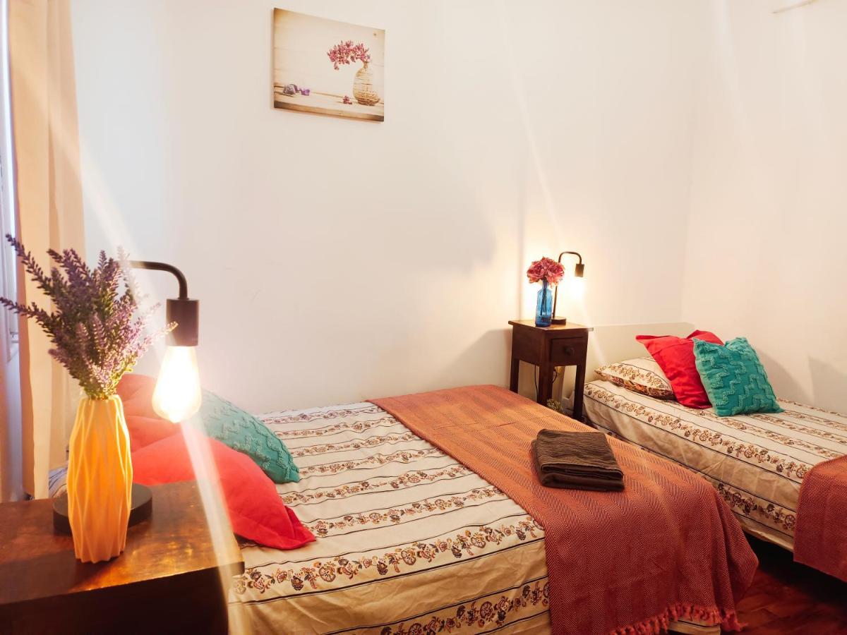 Urquinaona Rooms บาร์เซโลนา ภายนอก รูปภาพ