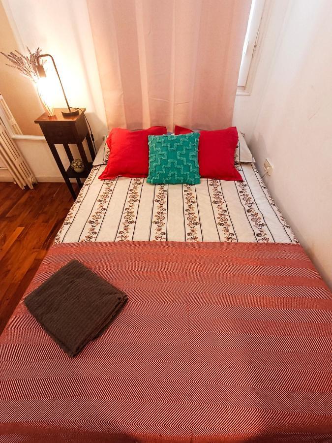 Urquinaona Rooms บาร์เซโลนา ภายนอก รูปภาพ